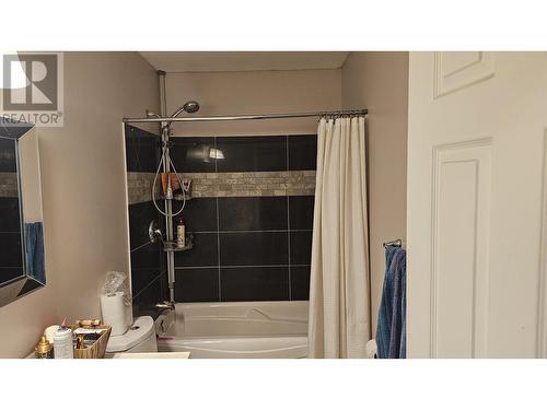 1904 Hemlock Street, Prince George, BC - Indoor Photo Showing Bathroom