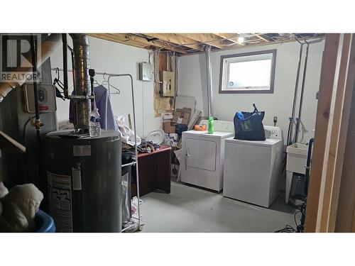 1904 Hemlock Street, Prince George, BC - Indoor Photo Showing Laundry Room