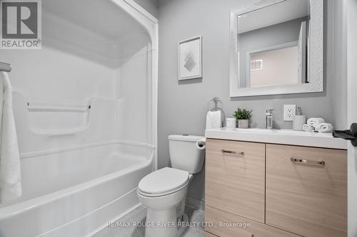 80 Lownie Court, Clarington, ON - Indoor Photo Showing Bathroom