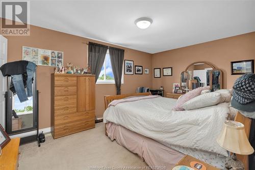 2113 Curry Avenue, Windsor, ON - Indoor Photo Showing Bedroom