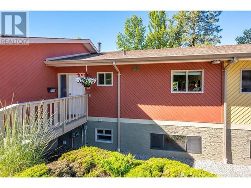 799 Creekside Road Unit# 4, Penticton, BC - Outdoor With Exterior