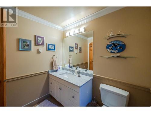 799 Creekside Road Unit# 4, Penticton, BC - Indoor Photo Showing Bathroom