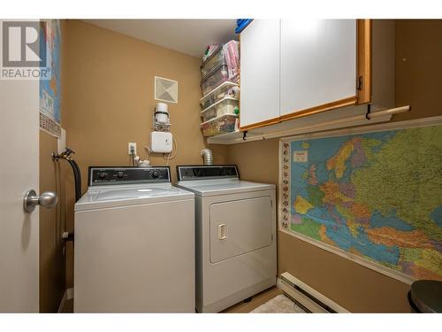 799 Creekside Road Unit# 4, Penticton, BC - Indoor Photo Showing Laundry Room