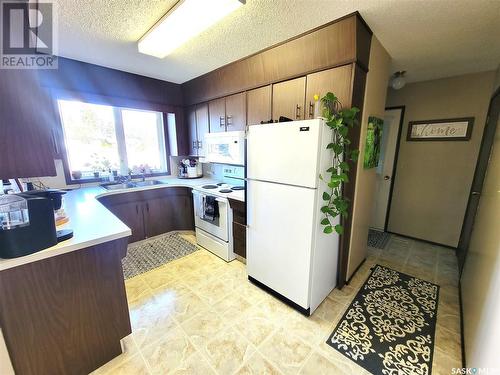 5023 Tribune Street, Macklin, SK - Indoor Photo Showing Kitchen With Double Sink