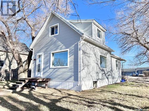 201 Main Street, Macrorie, SK - Outdoor