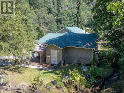 5930 Mowat Ave, Powell River, BC - Outdoor