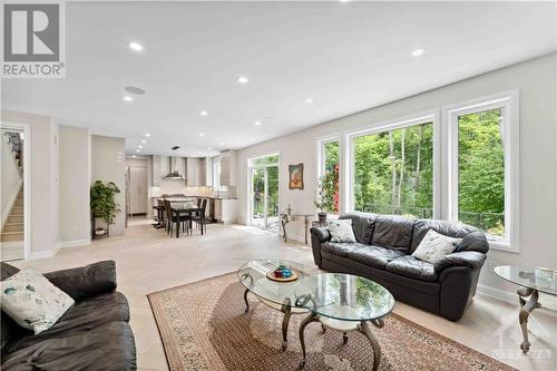 Open concept design - 820 Mercier Crescent, Ottawa, ON - Indoor Photo Showing Living Room