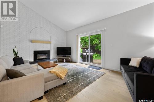 368 Lockwood Road, Regina, SK - Indoor Photo Showing Living Room With Fireplace