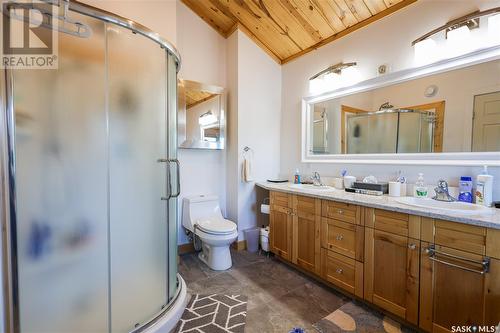 105 Janice Place, Emma Lake, SK - Indoor Photo Showing Bathroom
