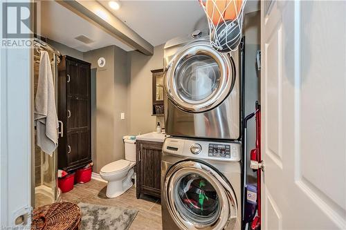 14 Williamsburg Road Unit# 48, Kitchener, ON - Indoor Photo Showing Laundry Room
