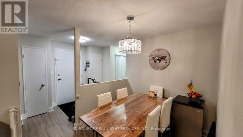 1410 - 145 Hillcrest Avenue, Mississauga, ON - Indoor Photo Showing Dining Room
