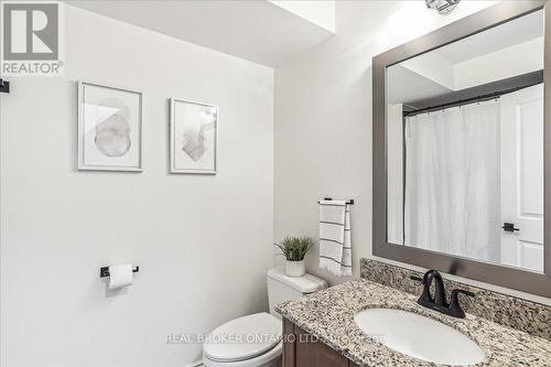 61 - 295 Royalton Common Drive, Oakville, ON - Indoor Photo Showing Bathroom
