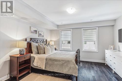 61 - 295 Royalton Common Drive, Oakville, ON - Indoor Photo Showing Bedroom