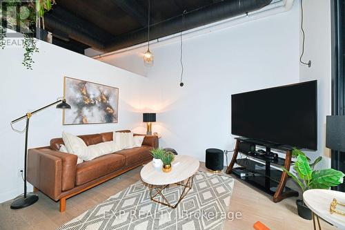 204 - 11 Rebecca Street, Hamilton, ON - Indoor Photo Showing Living Room