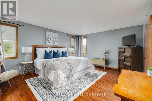10 Huntingdale Drive, Kitchener, ON - Indoor Photo Showing Bedroom