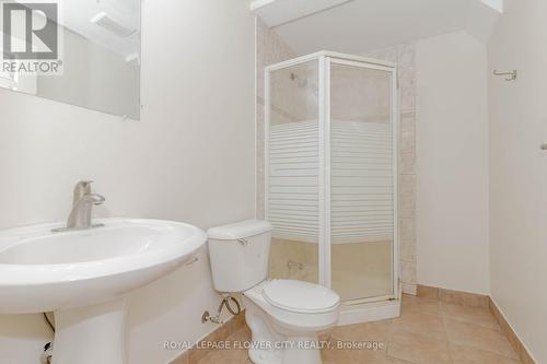 134 Mountain Mint Crescent, Kitchener, ON - Indoor Photo Showing Bathroom