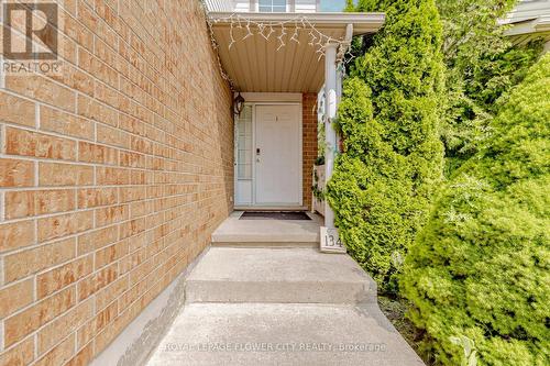 134 Mountain Mint Crescent, Kitchener, ON - Outdoor With Exterior