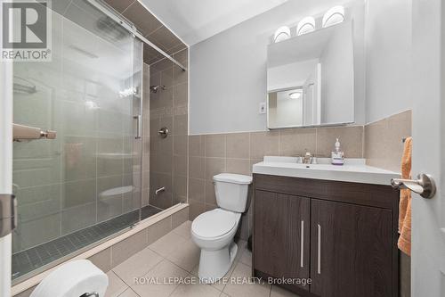 35 Liverpool Street, Toronto, ON - Indoor Photo Showing Bathroom
