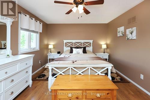 21 Shenstone Avenue, Brampton, ON - Indoor Photo Showing Bedroom