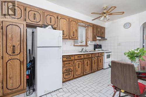 21 Hartley Avenue, Toronto, ON - Indoor Photo Showing Kitchen With Double Sink