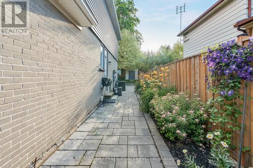 2211 Council Ring Road, Mississauga, ON - Outdoor With Exterior