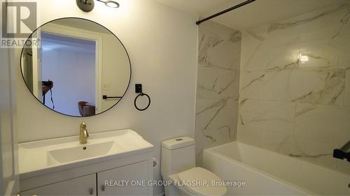 202 - 3069 Lake Shore Boulevard, Toronto, ON - Indoor Photo Showing Bathroom