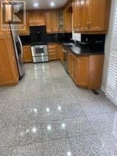 4357 Goldenrod Crescent, Mississauga (East Credit), ON - Indoor Photo Showing Kitchen