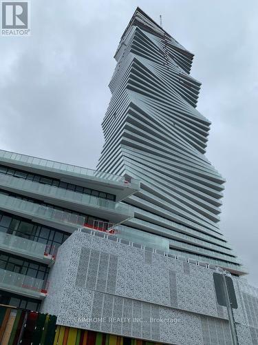 2602 - 3900 Confederation Parkway, Mississauga, ON - Outdoor With Balcony