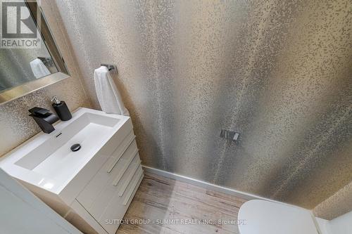 62 Ferri Crescent, Brampton, ON - Indoor Photo Showing Bathroom