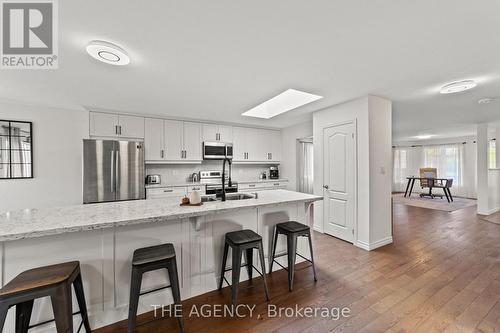 2245 Sproule Street, Innisfil, ON - Indoor Photo Showing Kitchen With Upgraded Kitchen