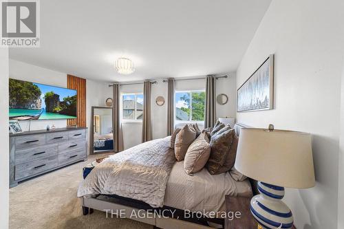 2245 Sproule Street, Innisfil, ON - Indoor Photo Showing Bedroom