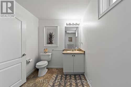 2245 Sproule Street, Innisfil, ON - Indoor Photo Showing Bathroom