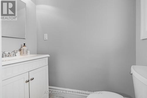 25 Alanmeade Crescent, Toronto, ON - Indoor Photo Showing Bathroom