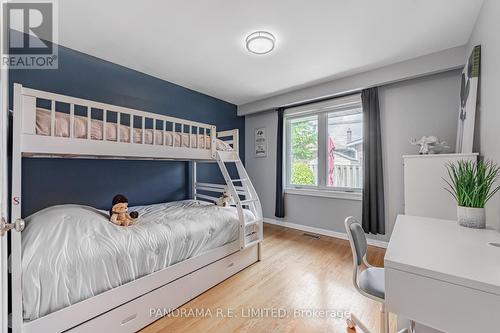 25 Alanmeade Crescent, Toronto, ON - Indoor Photo Showing Bedroom
