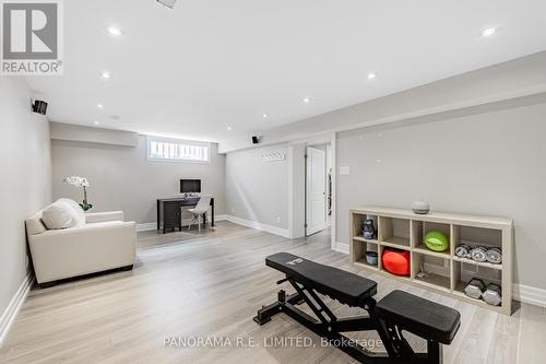 25 Alanmeade Crescent, Toronto, ON - Indoor