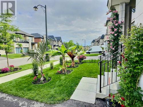 150 Cannes Avenue, Vaughan, ON - Outdoor