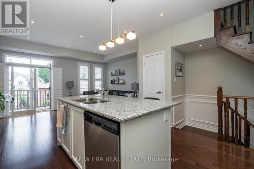 69 City Park Circle, Vaughan, ON - Indoor Photo Showing Kitchen With Double Sink With Upgraded Kitchen