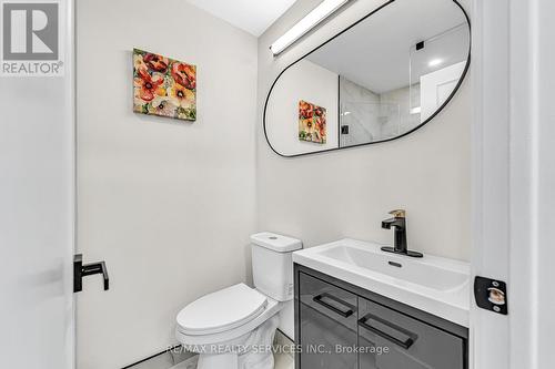 14 Slidell Crescent, Toronto, ON - Indoor Photo Showing Bathroom