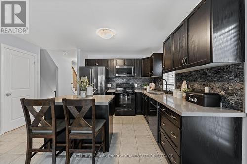 17 Briarwood Avenue, Kawartha Lakes, ON - Indoor Photo Showing Kitchen With Stainless Steel Kitchen With Upgraded Kitchen