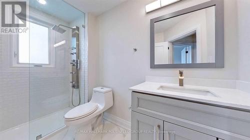 2115 Dufferin Street, Toronto, ON - Indoor Photo Showing Bathroom
