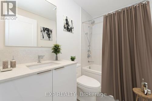 1107 - 28 Freeland Street, Toronto, ON - Indoor Photo Showing Bathroom