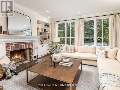 73 Rochester Avenue, Toronto, ON - Indoor Photo Showing Living Room With Fireplace