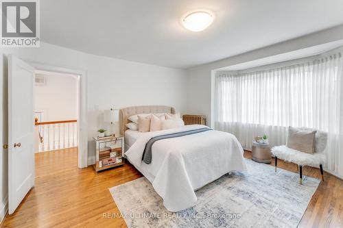 4 Heathdale Road, Toronto, ON - Indoor Photo Showing Bedroom