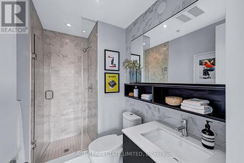 306 - 377 Madison Avenue, Toronto, ON - Indoor Photo Showing Bathroom