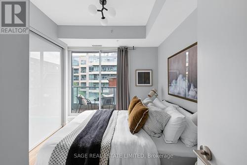 306 - 377 Madison Avenue, Toronto, ON - Indoor Photo Showing Bedroom