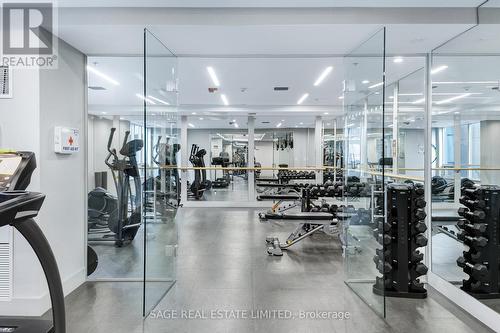 306 - 377 Madison Avenue, Toronto, ON - Indoor Photo Showing Gym Room