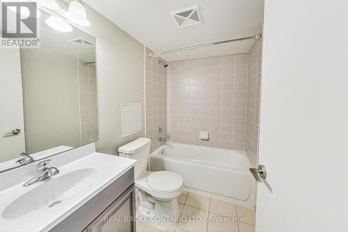 225 - 35 Saranac Boulevard, Toronto, ON - Indoor Photo Showing Bathroom