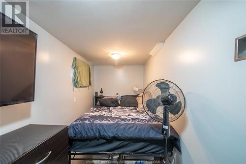2724 Pillette Road, Windsor, ON - Indoor Photo Showing Bedroom