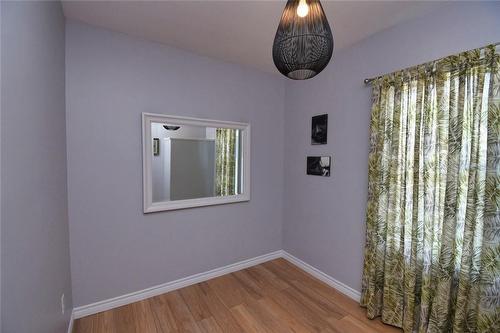 86 Graham Avenue S, Hamilton, ON - Indoor Photo Showing Other Room