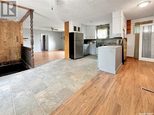 210 Quappelle Avenue, Rocanville, SK - Indoor Photo Showing Kitchen